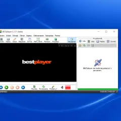 Okno programu BESTplayer z czarnym ekranem i logo, komunikat o braku połączenia z serwerem.