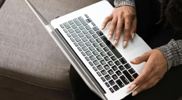 Gdzie jest bluetooth w laptopie? Oto proste sposoby na znalezienie
