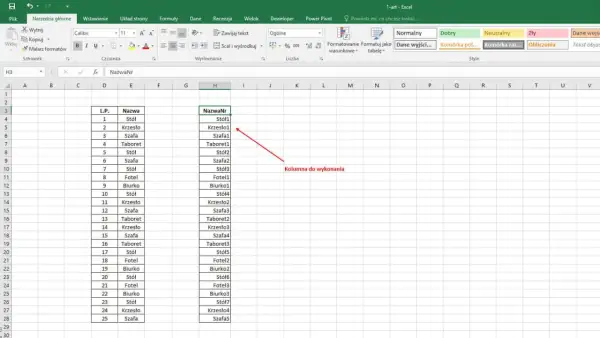 Arkusz kalkulacyjny Excel z kolumnami "L.P.", "Nazwa" i "NazwaNr", z zaznaczoną kolumną "NazwaNr".